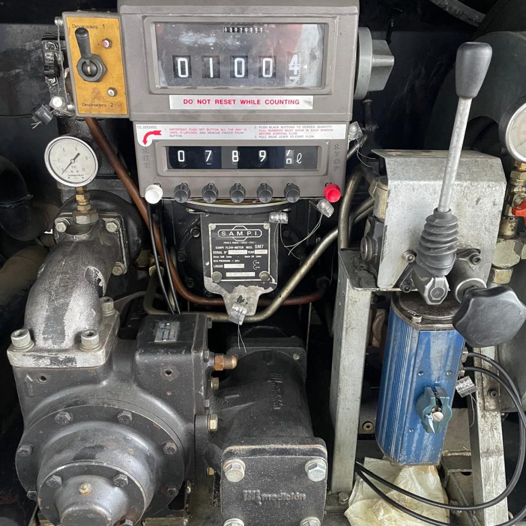 WhatsApp Image 2025-10-12 at 21.18.31