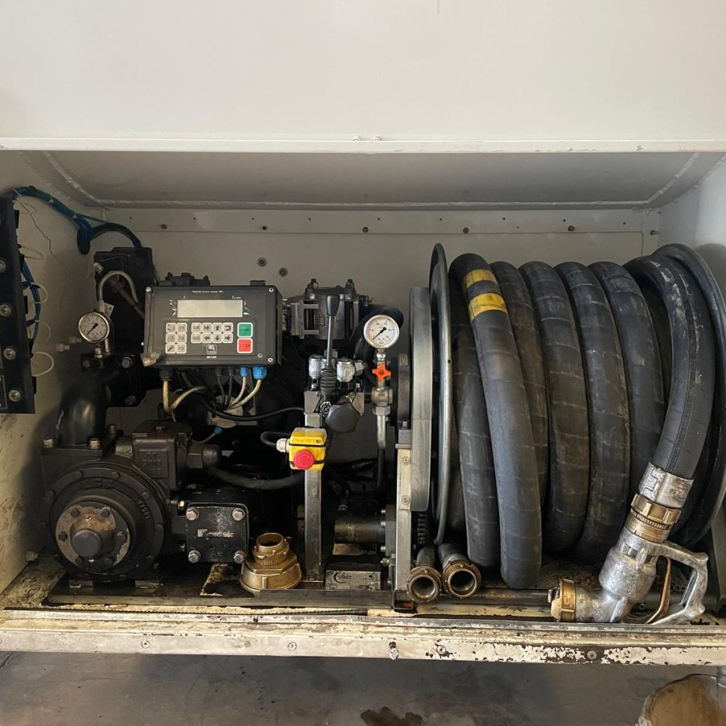 WhatsApp Image 2025-10-12 at 21.35.40